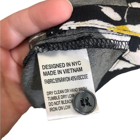 Yum Kim Liz Romper in Love Triangle Black Size Small - Picture 9 of 9